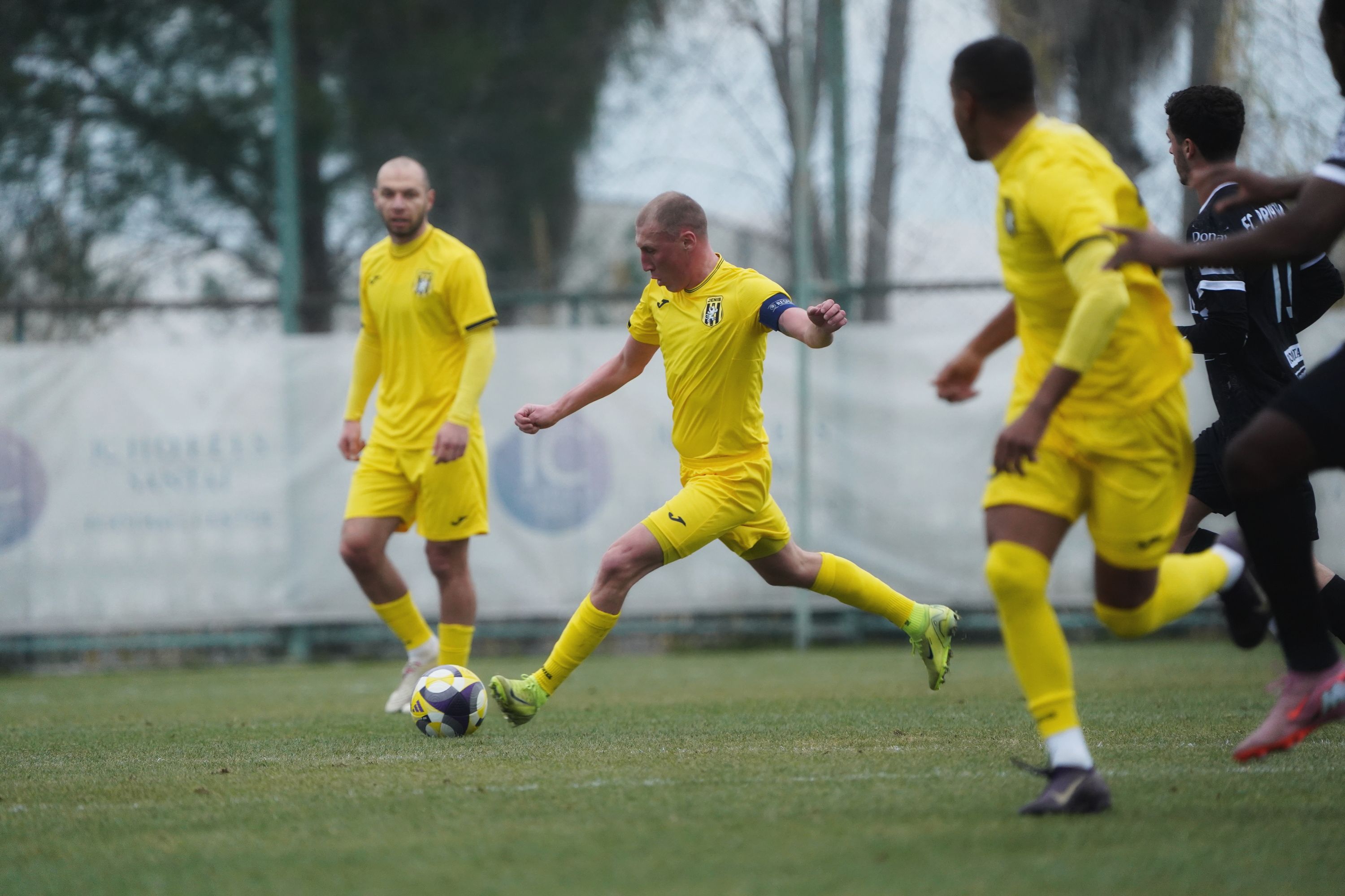 Жеңіс – Приштина