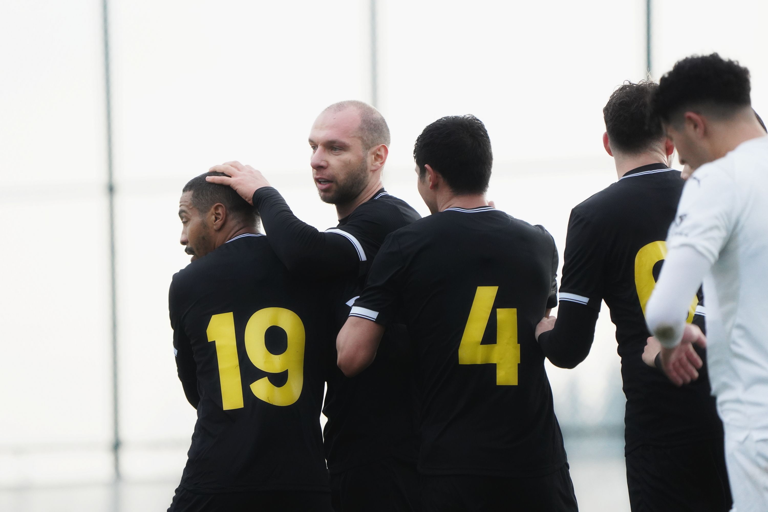 Жеңіс – Кауно Жальгирис