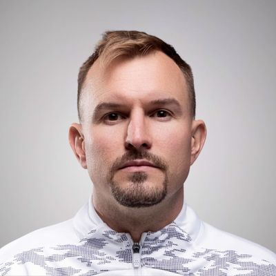 Максим Зуев